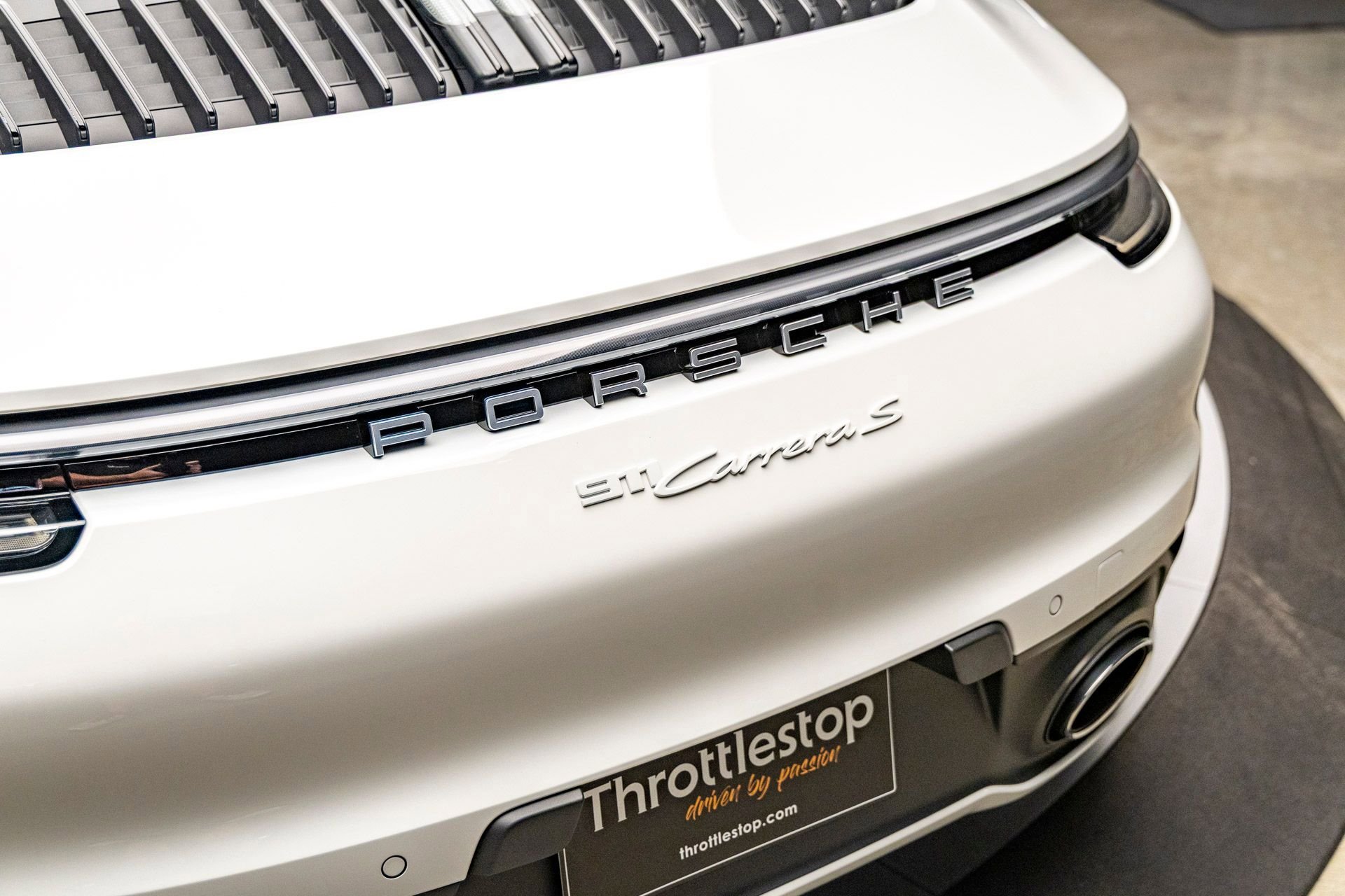 Used 2024 Porsche 911 Cabriolet image 22