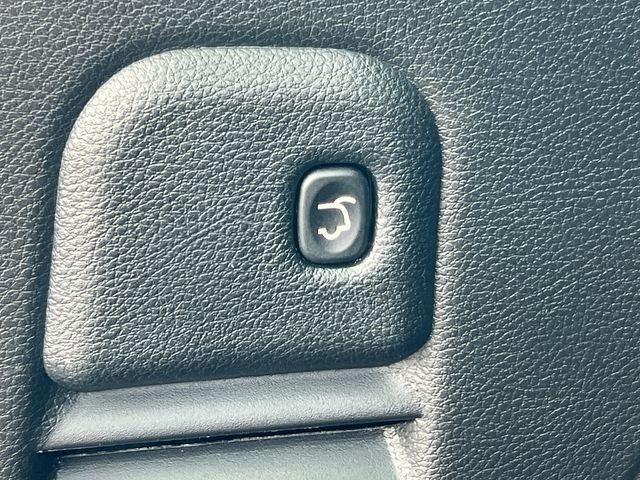 Used 2020 Jeep Grand Cherokee Limited AWD/4WD image 41