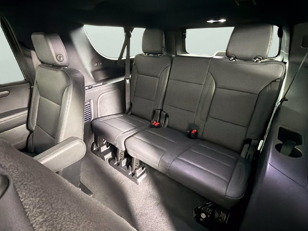 Used 2026 Chevrolet Suburban LT w/ Comfort Package AWD/4WD image 30
