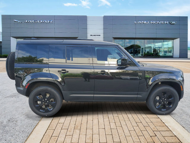 New 2026 Land Rover Defender 110 S AWD/4WD image 3