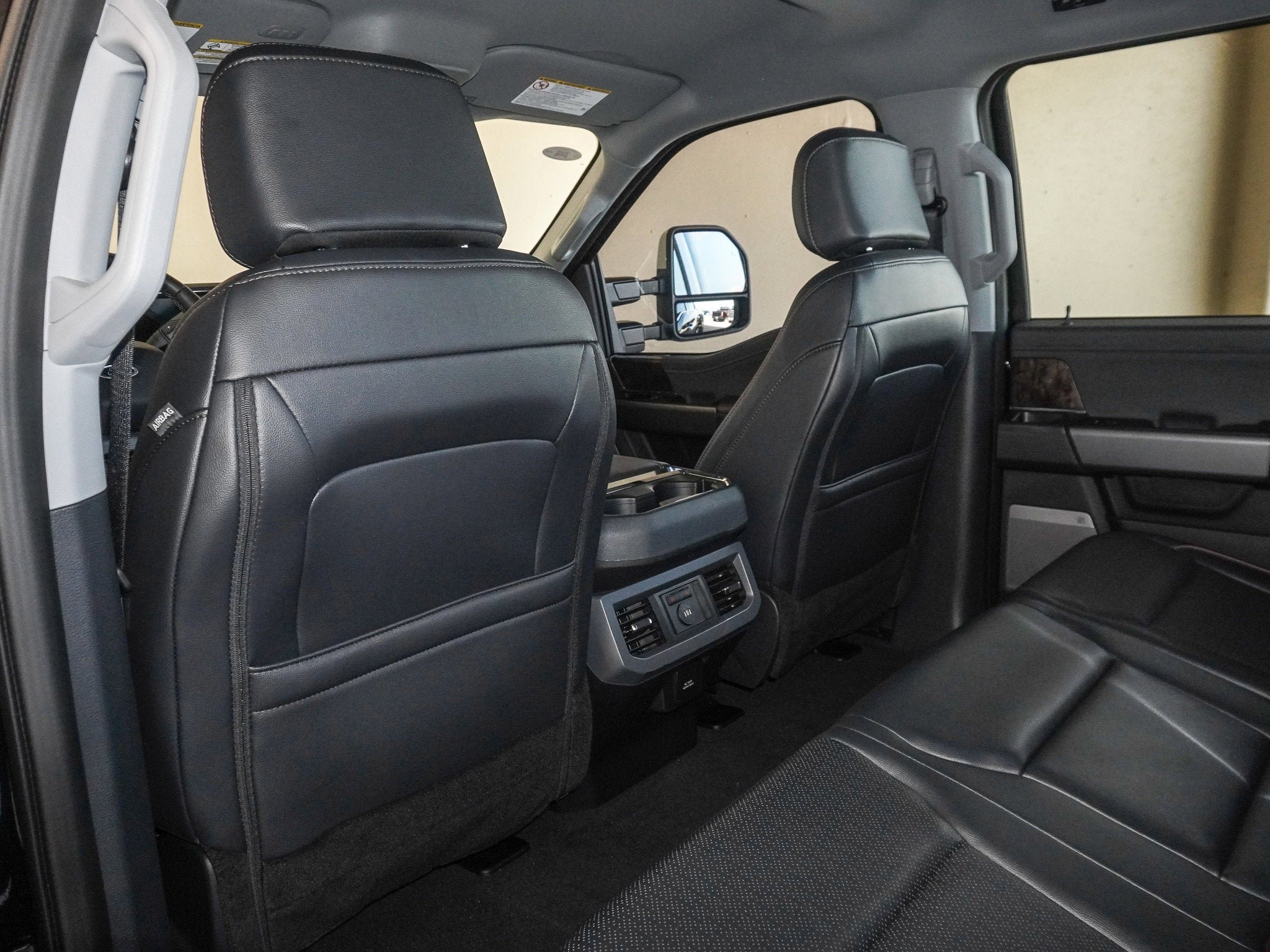 Used 2025 Ford F450 Lariat w/ Chrome Package image 36