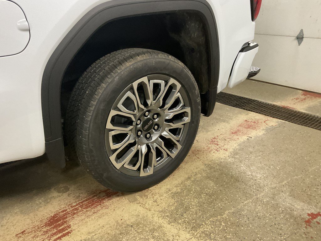 New 2026 GMC Sierra 1500 Denali Ultimate AWD/4WD image 33