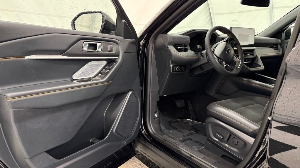 New 2026 Ford Explorer Tremor w/ Tremor Ultimate Package AWD/4WD image 36