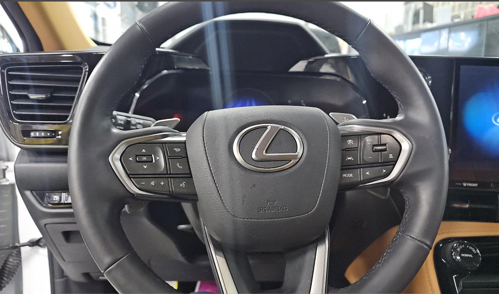 Used 2024 Lexus NX 250 FWD w/ Cold Area Package image 27