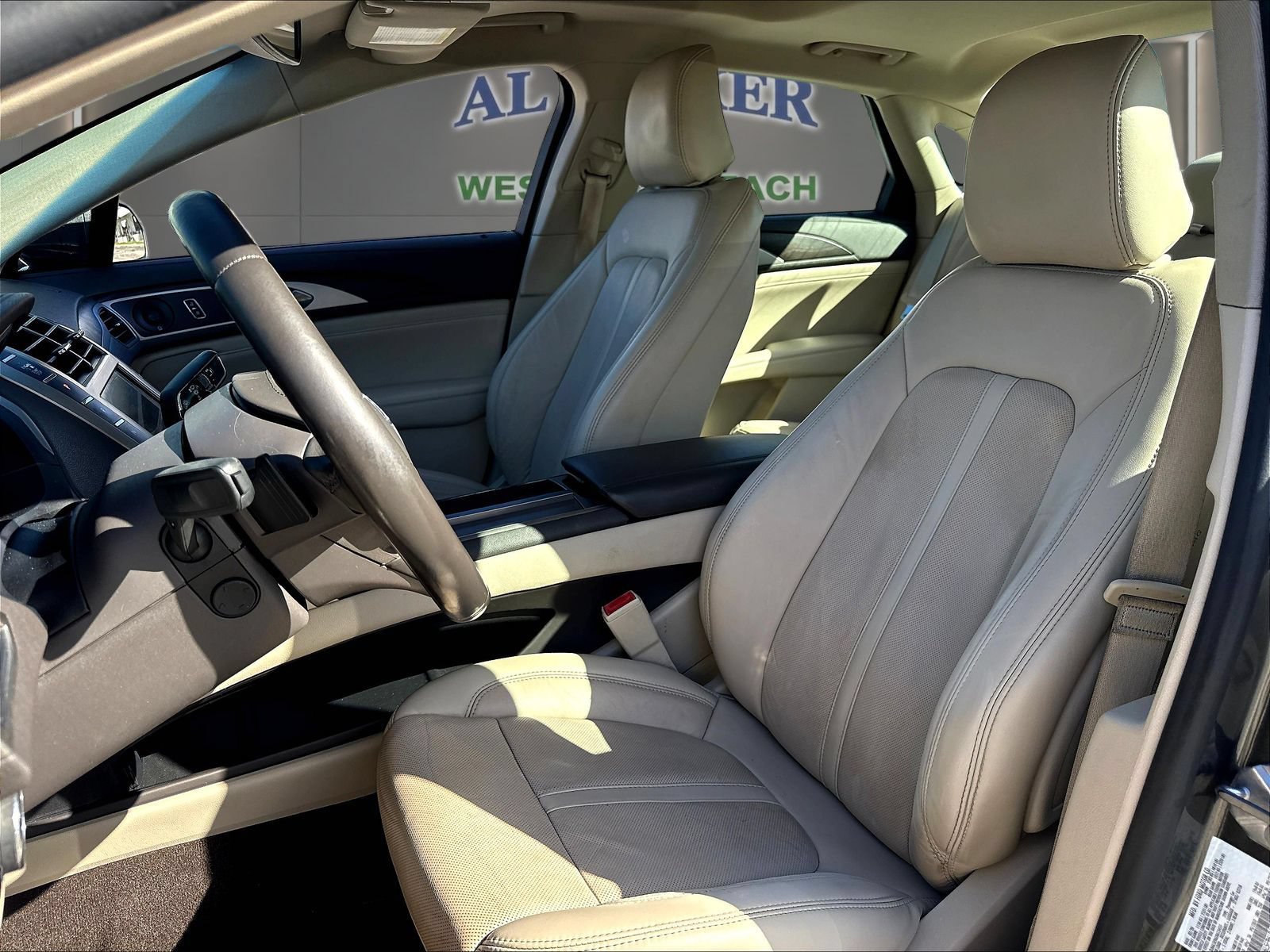 Used 2020 Lincoln MKZ Reserve w/ Elements Package FWD image 24
