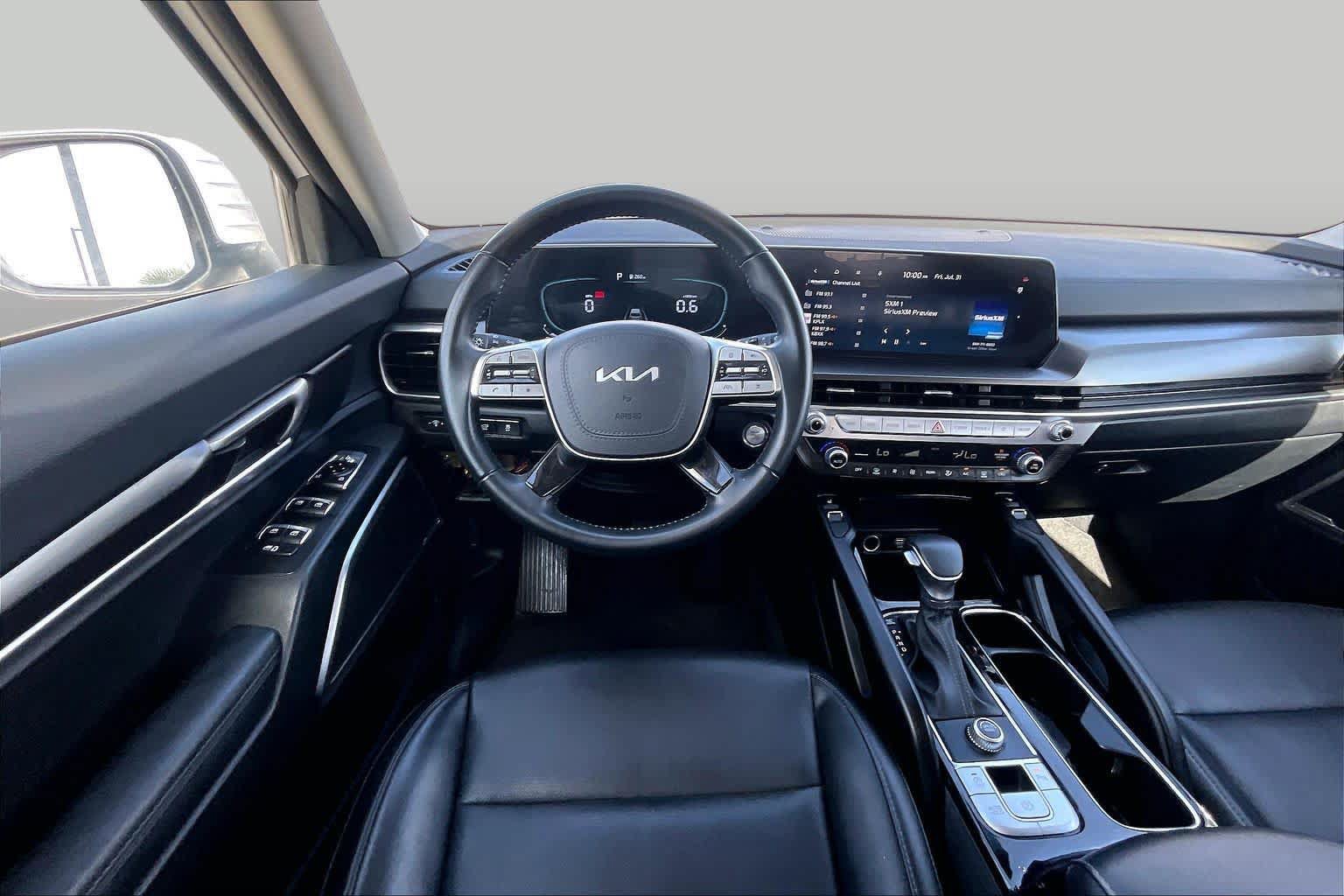 Used 2025 Kia Telluride S FWD image 6