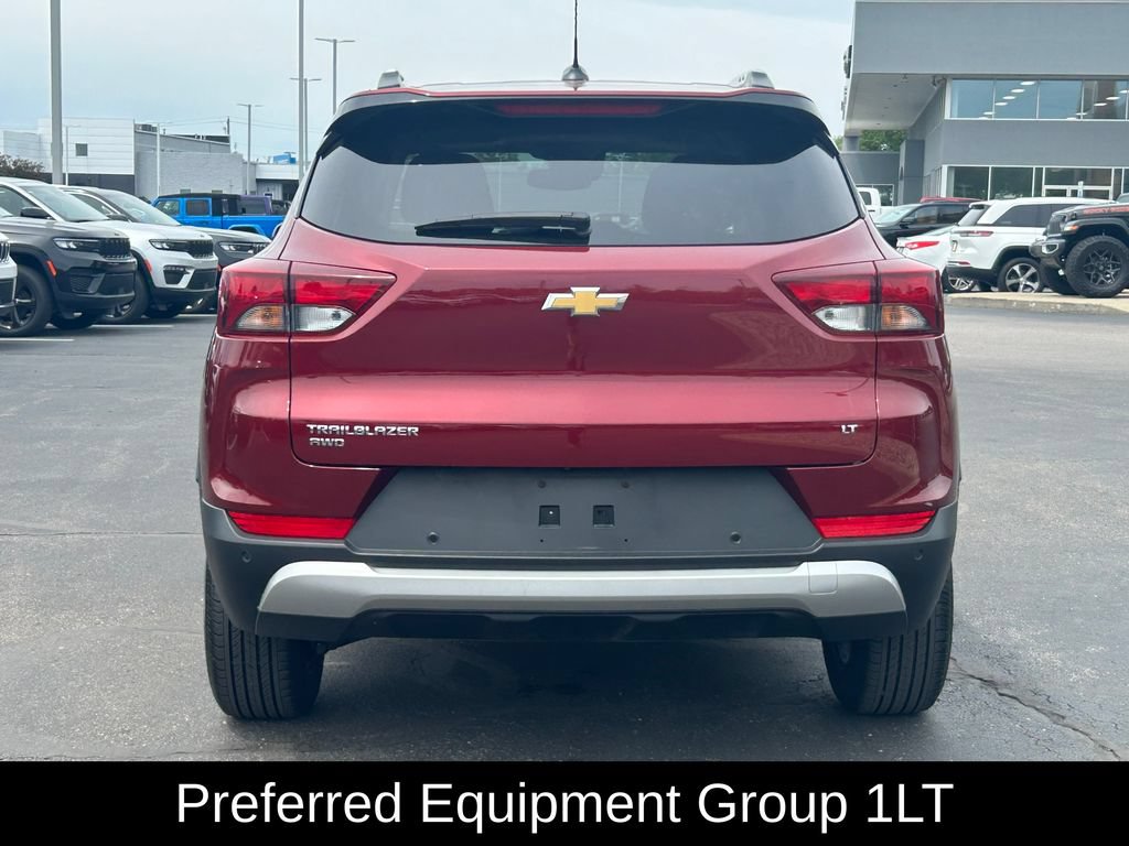 Used 2024 Chevrolet TrailBlazer LT w/ Convenience Package AWD/4WD image 6