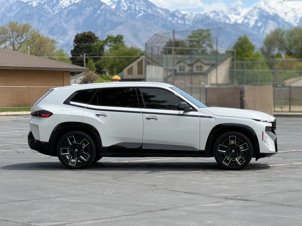 Used 2025 BMW XM image 4
