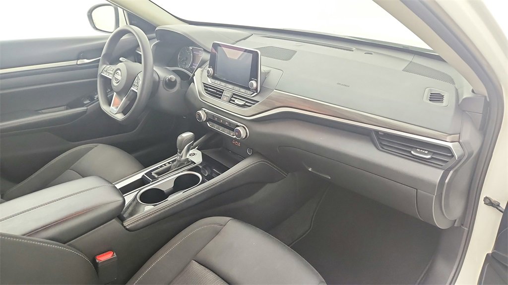 Used 2023 Nissan Altima 2.5 SV image 28
