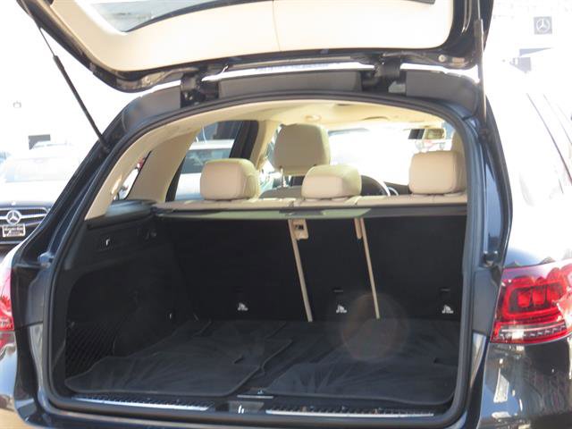 Used 2020 Mercedes-Benz GLC 300 4MATIC image 32