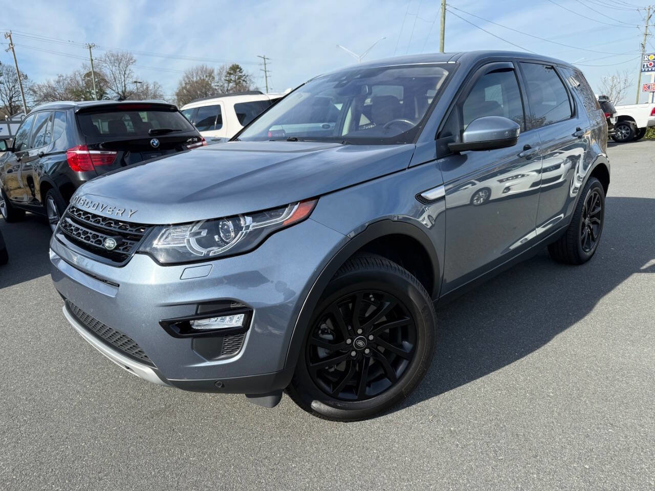 Used 2019 Land Rover Discovery Sport HSE image 1