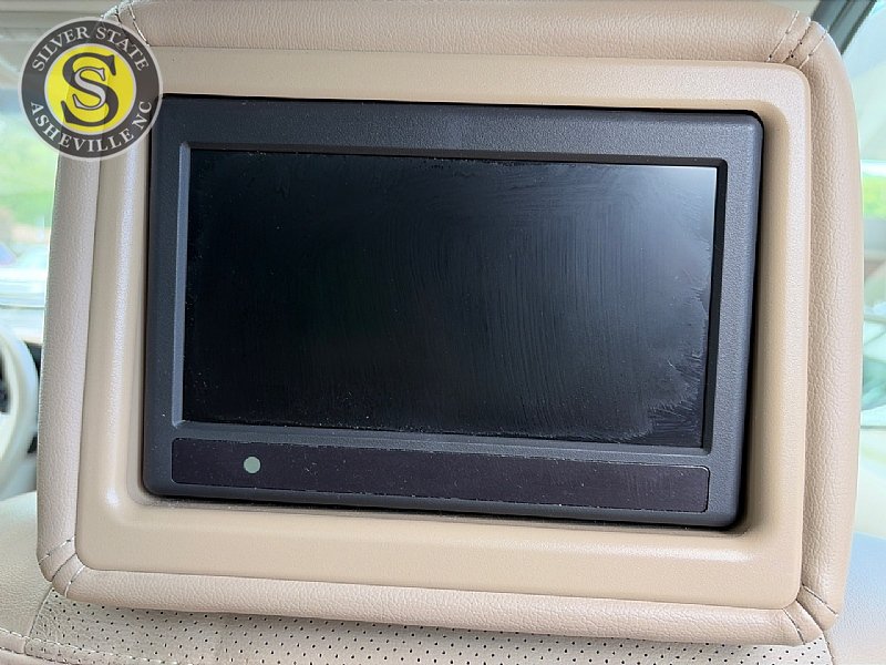 Used 2014 Nissan Pathfinder Platinum w/ Platinum Premium Package FWD image 23