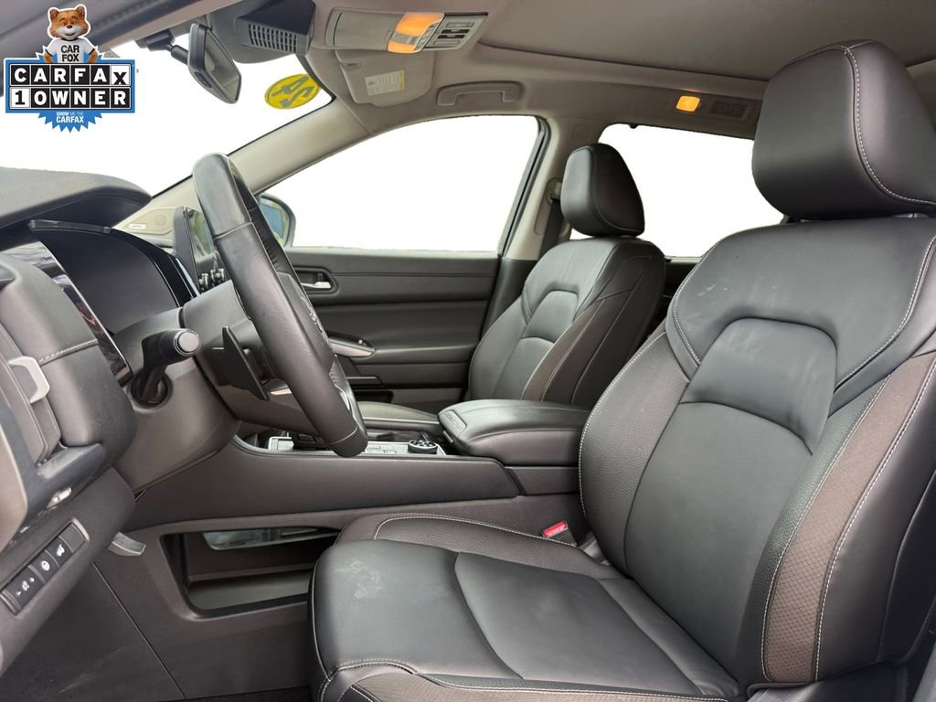 Certified 2024 Nissan Pathfinder SL w/ SL Premium Package AWD/4WD image 9