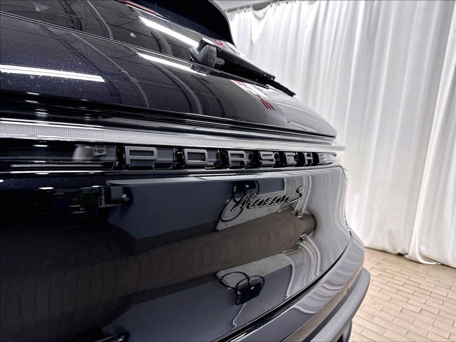 New 2026 Porsche Macan S AWD/4WD image 33