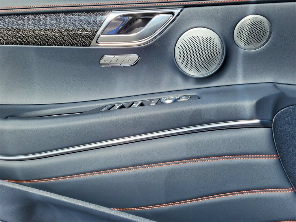 New 2026 Genesis GV80 3.5T e-SC AWD/4WD image 8