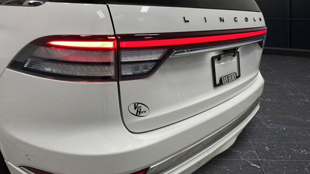 Used 2022 Lincoln Aviator Black Label Grand Touring w/ Class IV Trailer Tow Package image 36