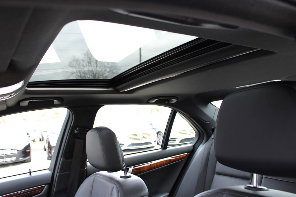 Used 2013 Mercedes-Benz C 250 Luxury image 20