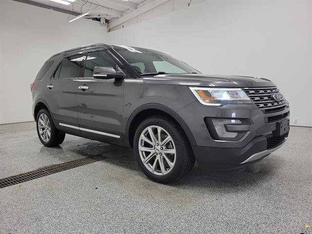 Used 2017 Ford Explorer Limited image 2