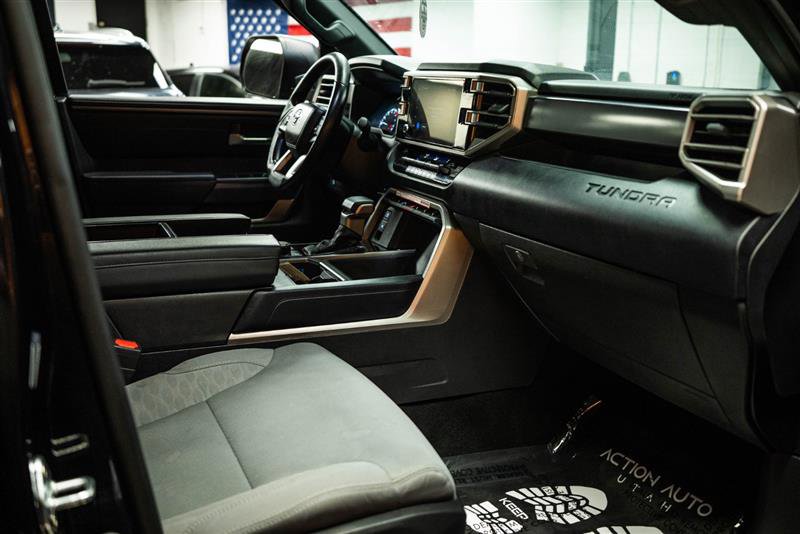 Used 2025 Toyota Tundra SR5 image 12