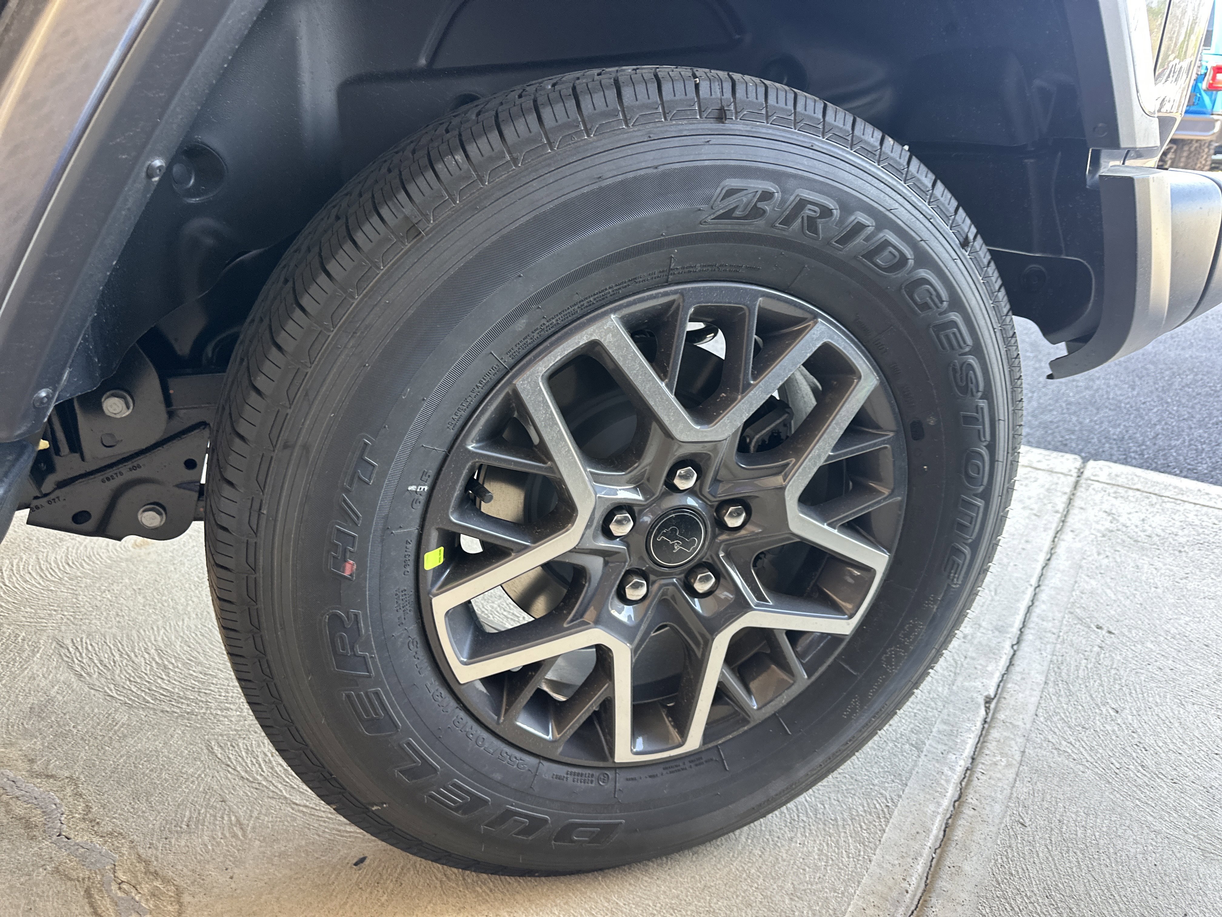 New 2026 Jeep Wrangler Unlimited Sahara AWD/4WD image 22