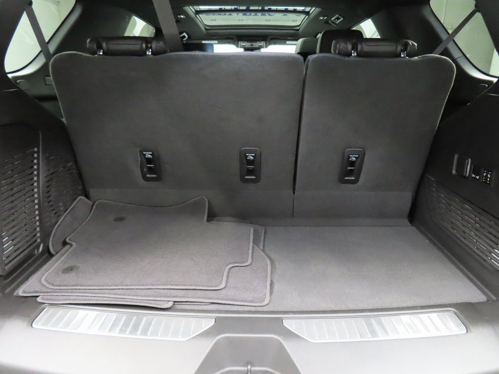 Used 2024 Chevrolet Tahoe Z71 image 43