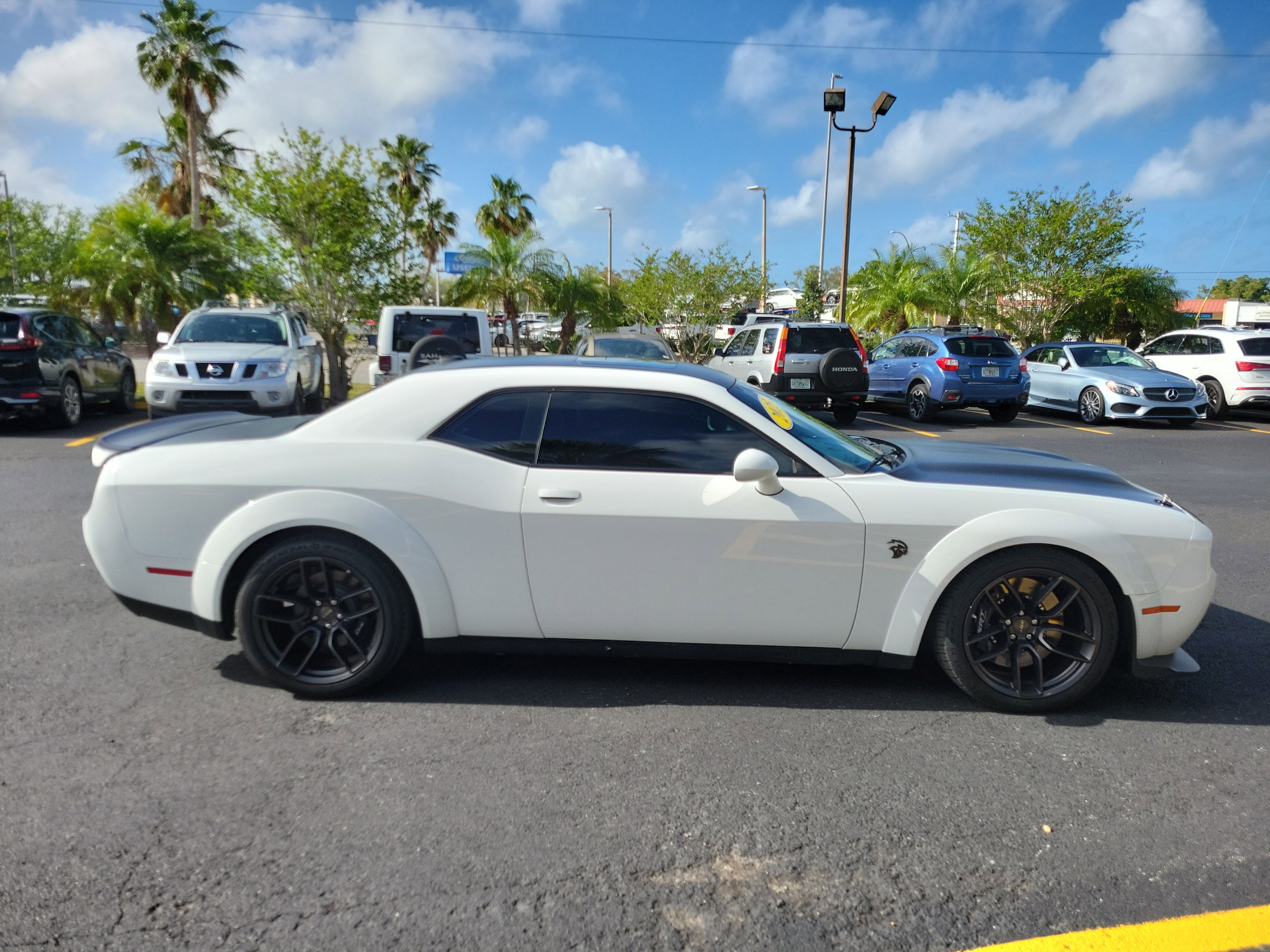 Used 2023 Dodge Challenger SRT Hellcat RWD image 5