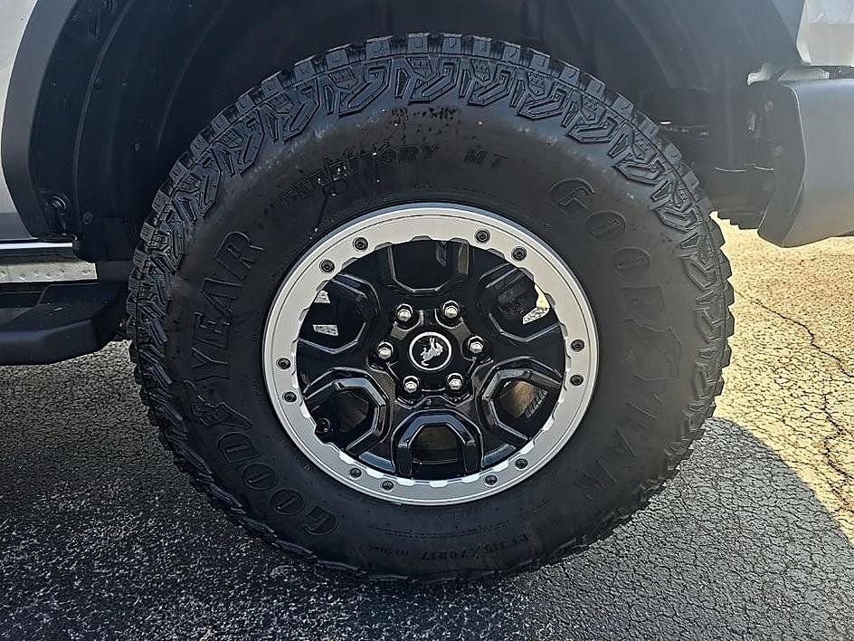 Used 2023 Ford Bronco Outer Banks w/ Sasquatch Package AWD/4WD image 47