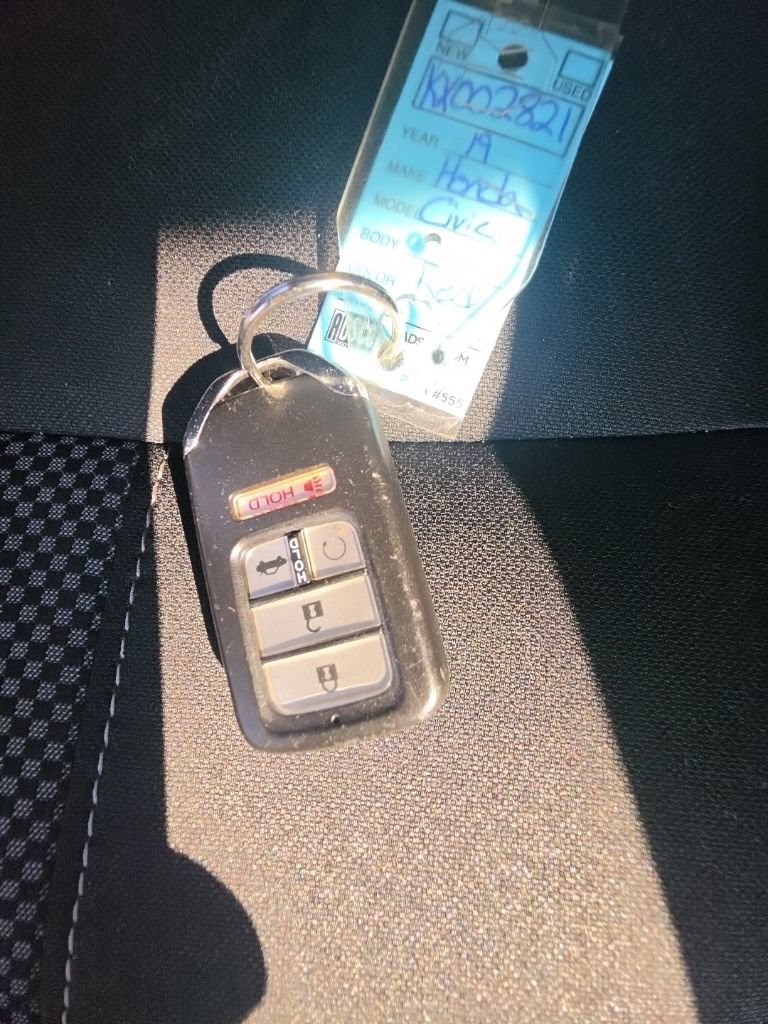 Used 2019 Honda Civic EX image 32