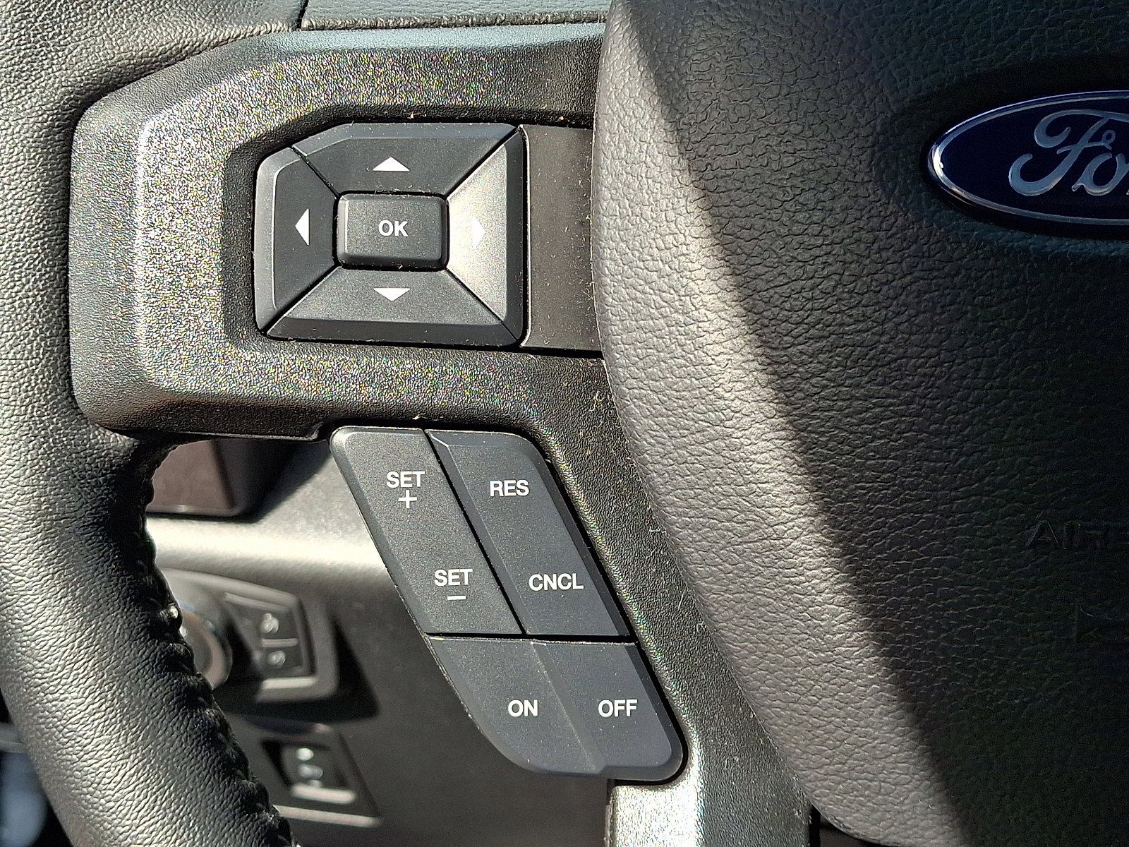 Certified 2020 Ford F150 XLT w/ Equipment Group 302A Luxury image 25