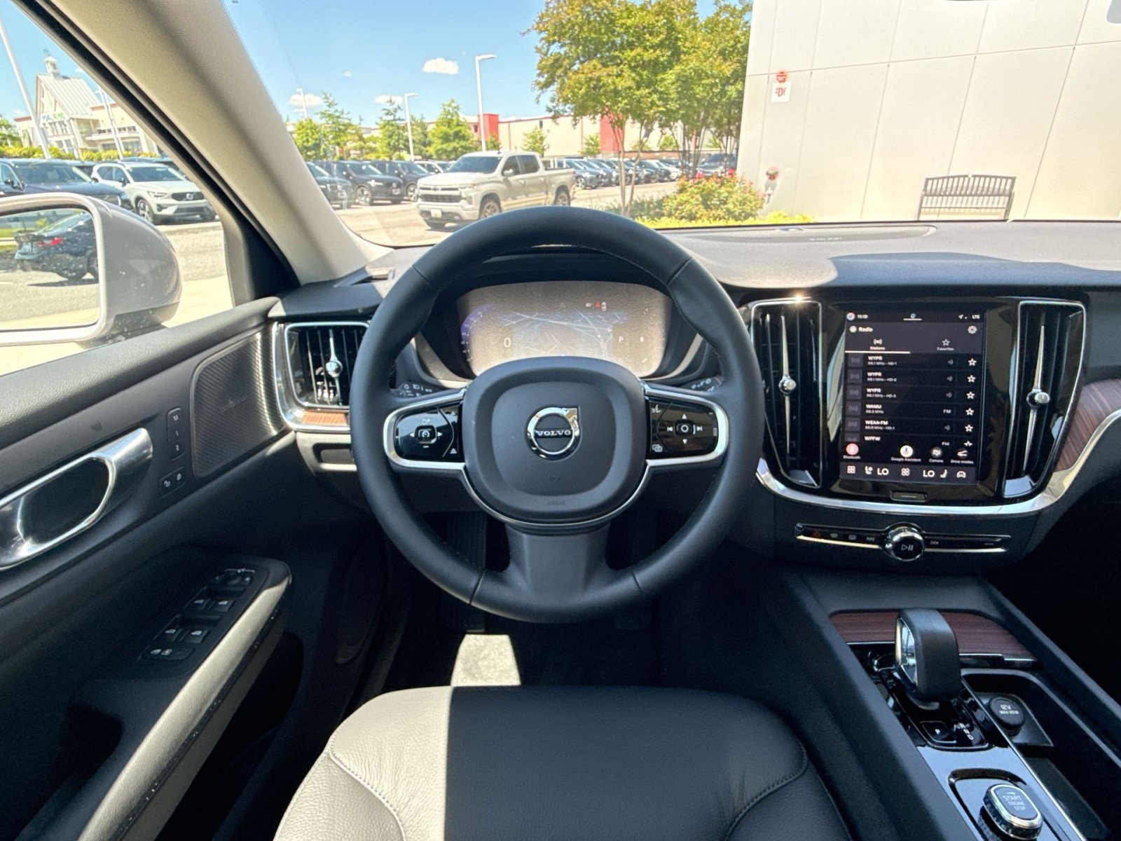 New 2026 Volvo V60 B5 Cross Country Plus w/ Protection Package Premier AWD/4WD image 16