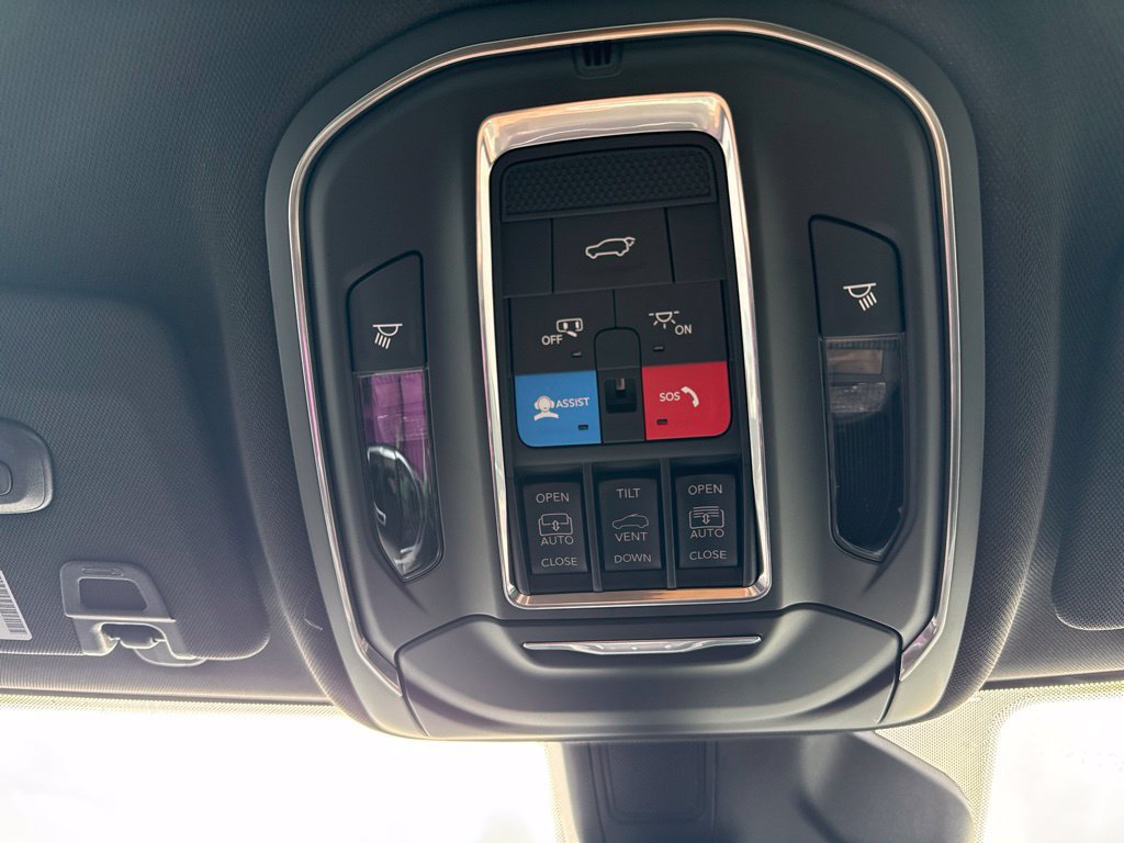New 2027 Jeep Grand Cherokee L Limited AWD/4WD image 41