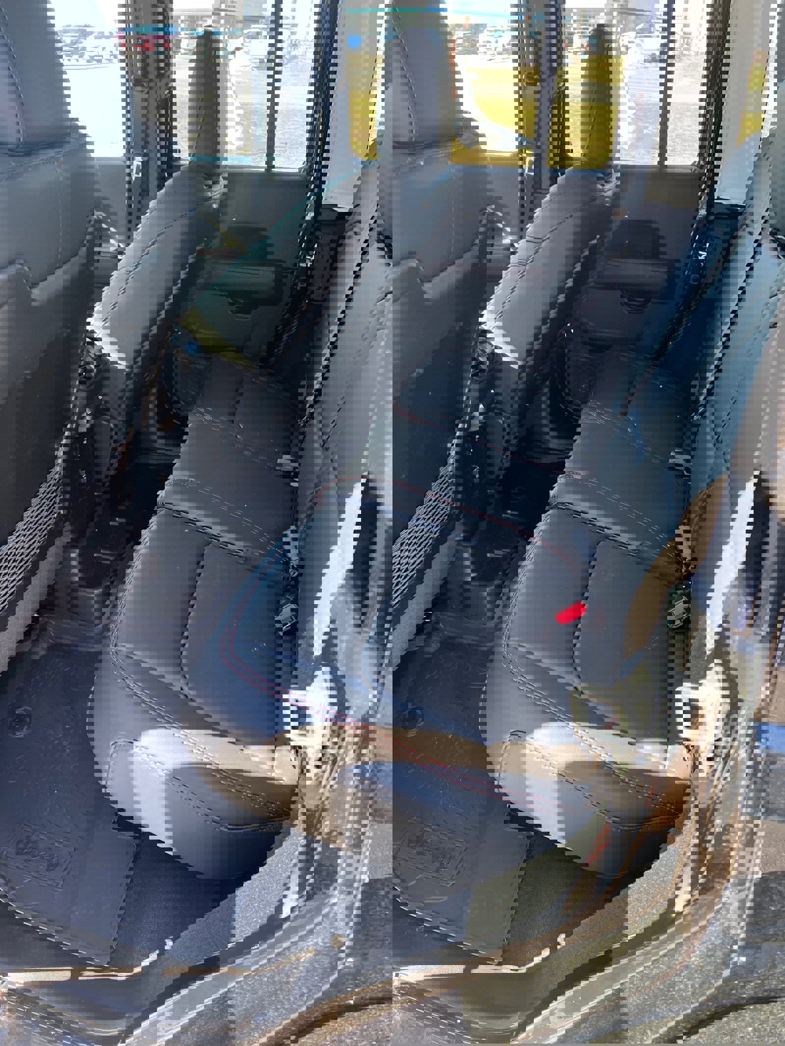 New 2026 Jeep Wrangler Unlimited Rubicon w/ Xtreme 35 Tire Package image 16