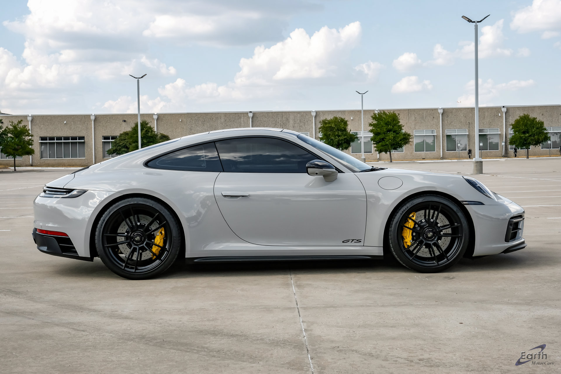 Used 2024 Porsche 911 Carrera GTS RWD image 19