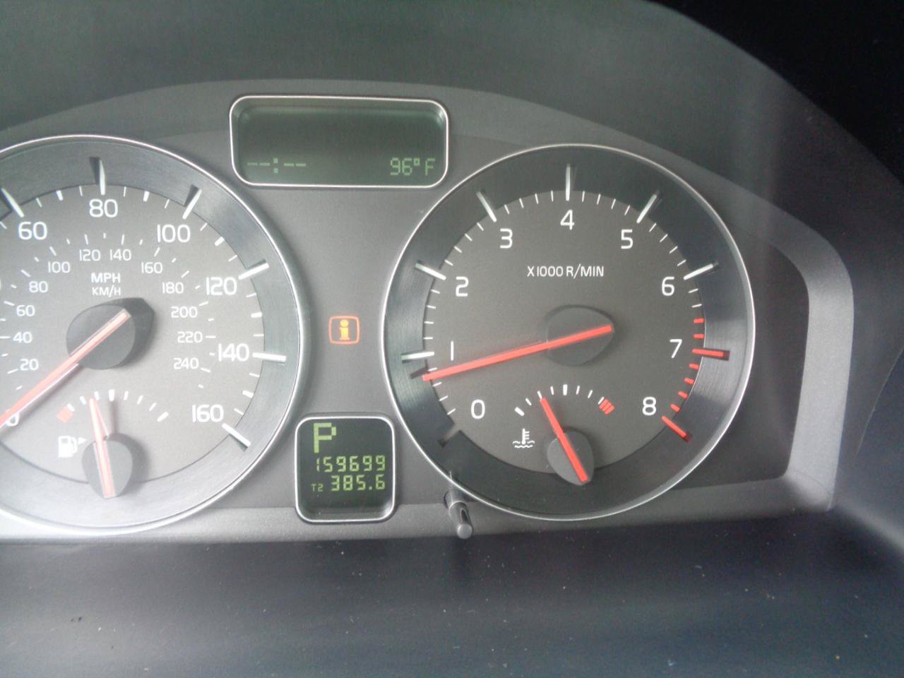 Used 2009 Volvo C30 FWD image 7