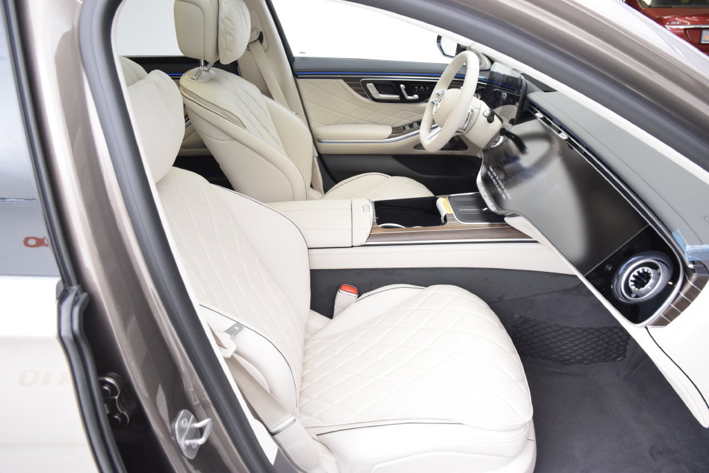 New 2027 Mercedes-Benz S 580 4MATIC Sedan image 16