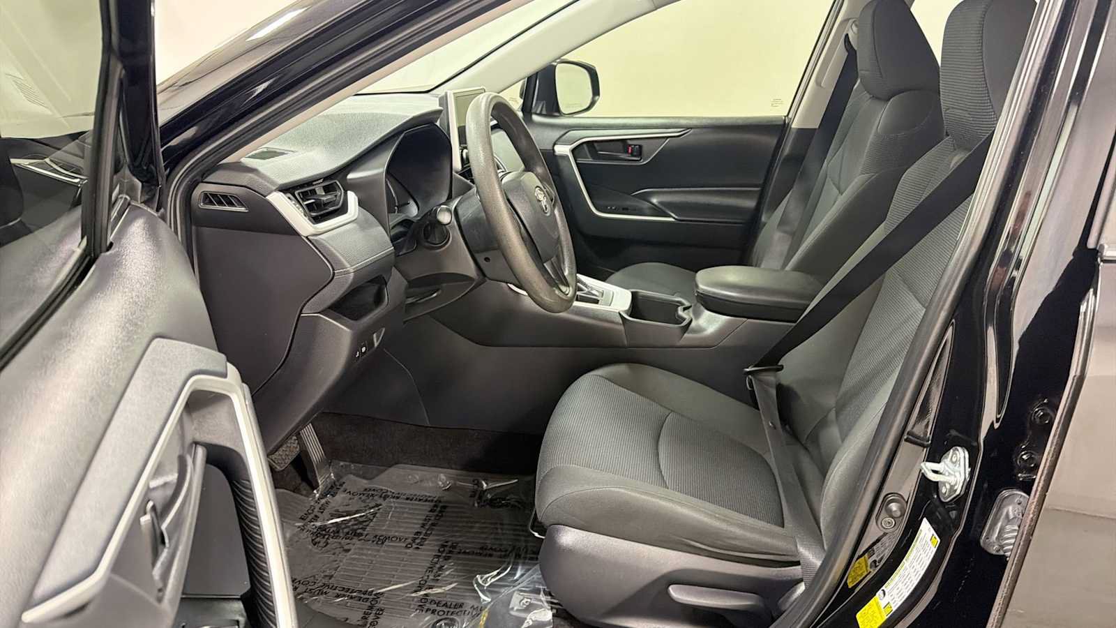 Certified 2024 Toyota RAV4 LE AWD/4WD image 13