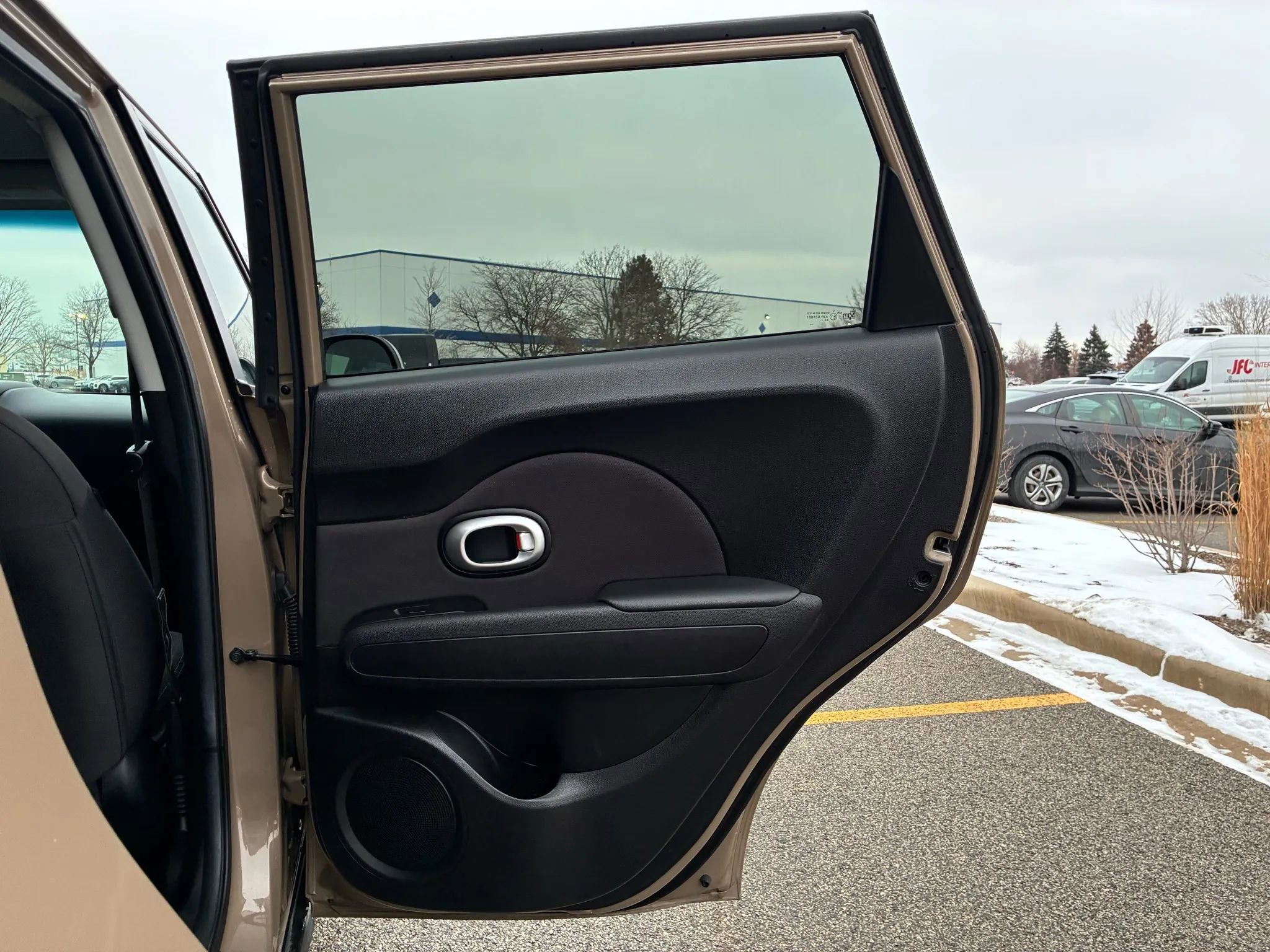 Used 2015 Kia Soul image 17