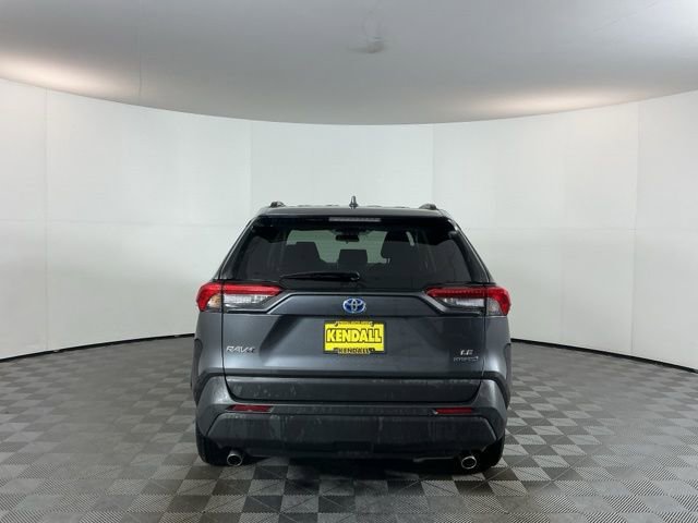 Used 2021 Toyota RAV4 LE image 6