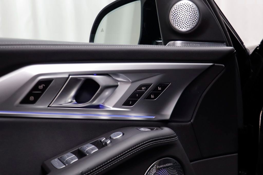 New 2026 BMW XM Label Red image 9