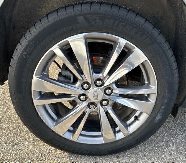 Certified 2023 Cadillac XT5 Premium Luxury image 8