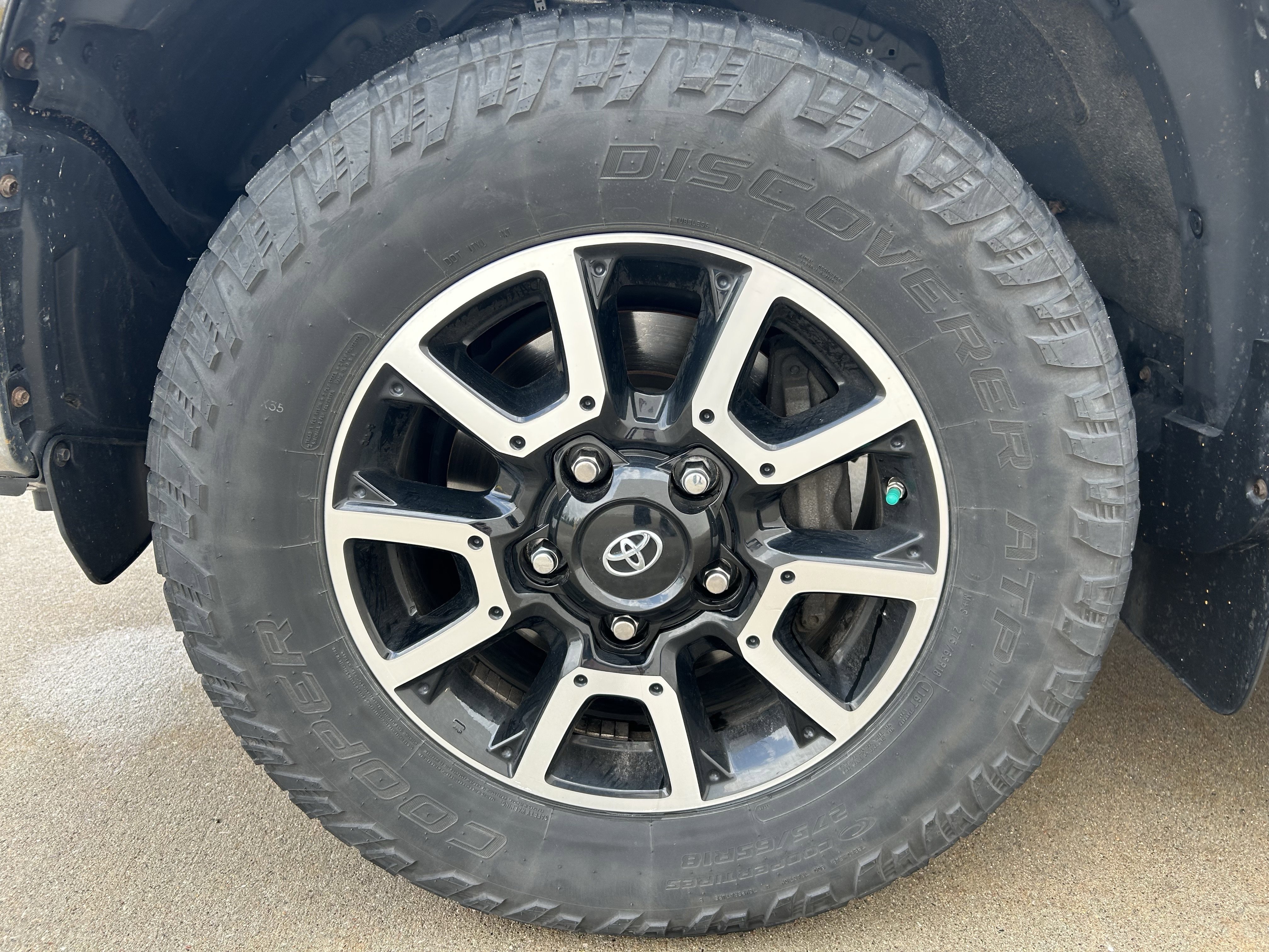 Certified 2019 Toyota Tundra SR5 w/ TRD Off Road Package AWD/4WD image 8