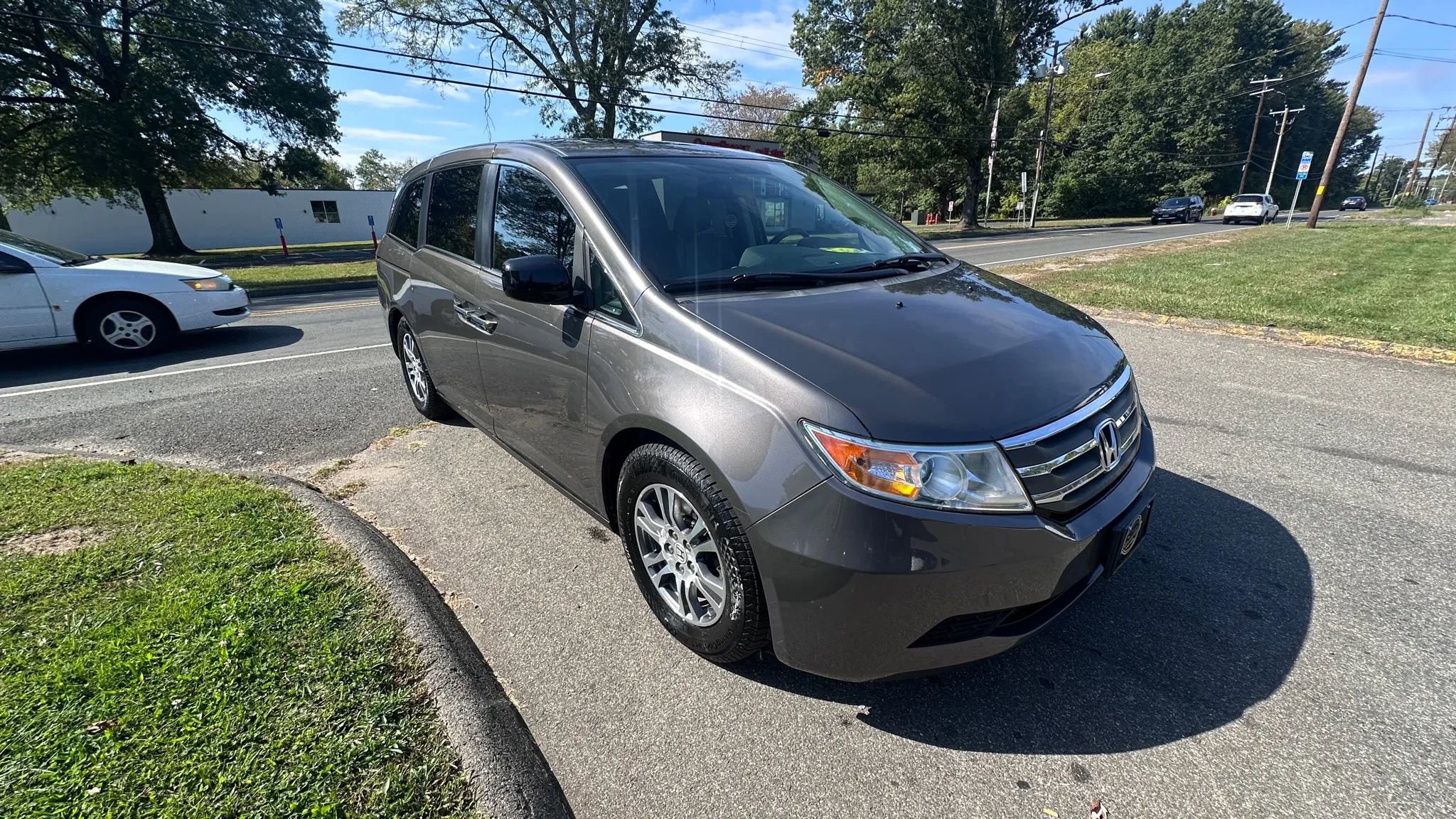 Used 2013 Honda Odyssey EX-L image 3