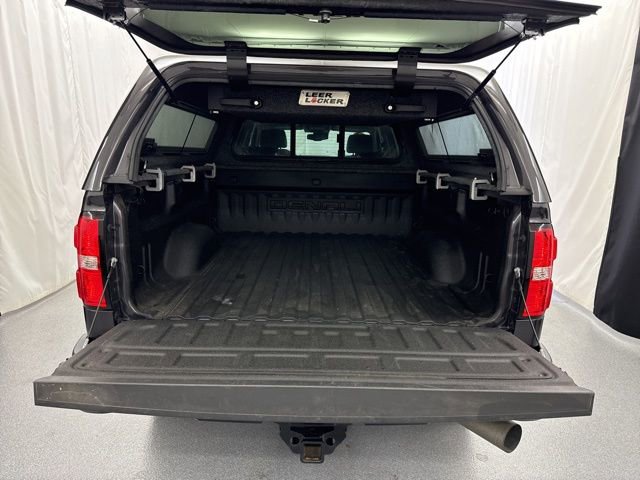 Used 2016 GMC Sierra 2500 Denali w/ Duramax Plus Package image 8