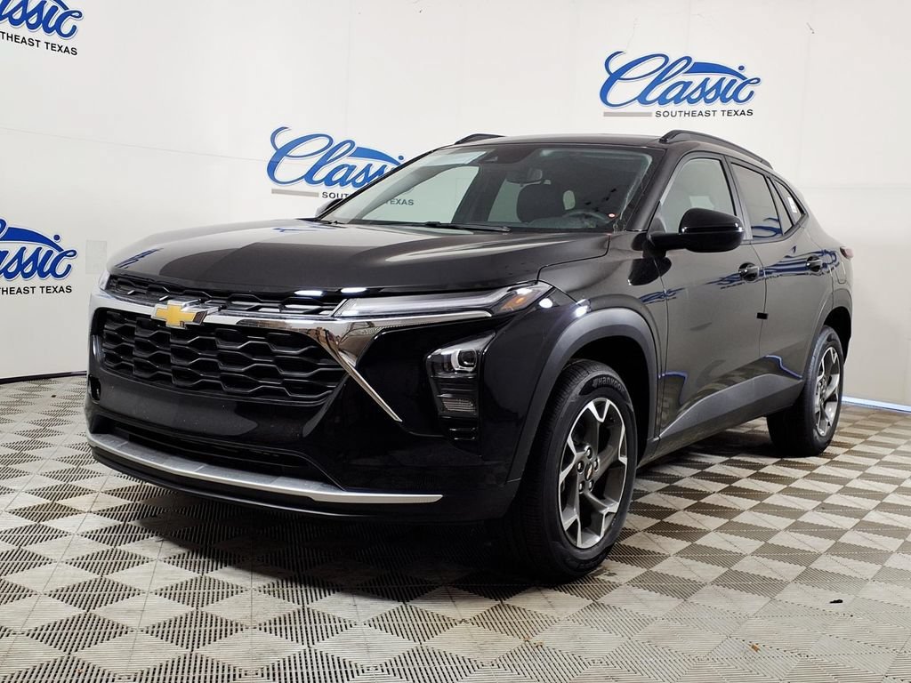 New 2026 Chevrolet Trax LT w/ LT Convenience Package FWD image 5