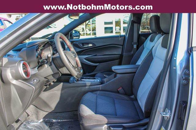New 2026 Chevrolet Trax RS w/ Driver Confidence Package image 16