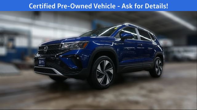 Certified 2024 Volkswagen Taos SE image 3