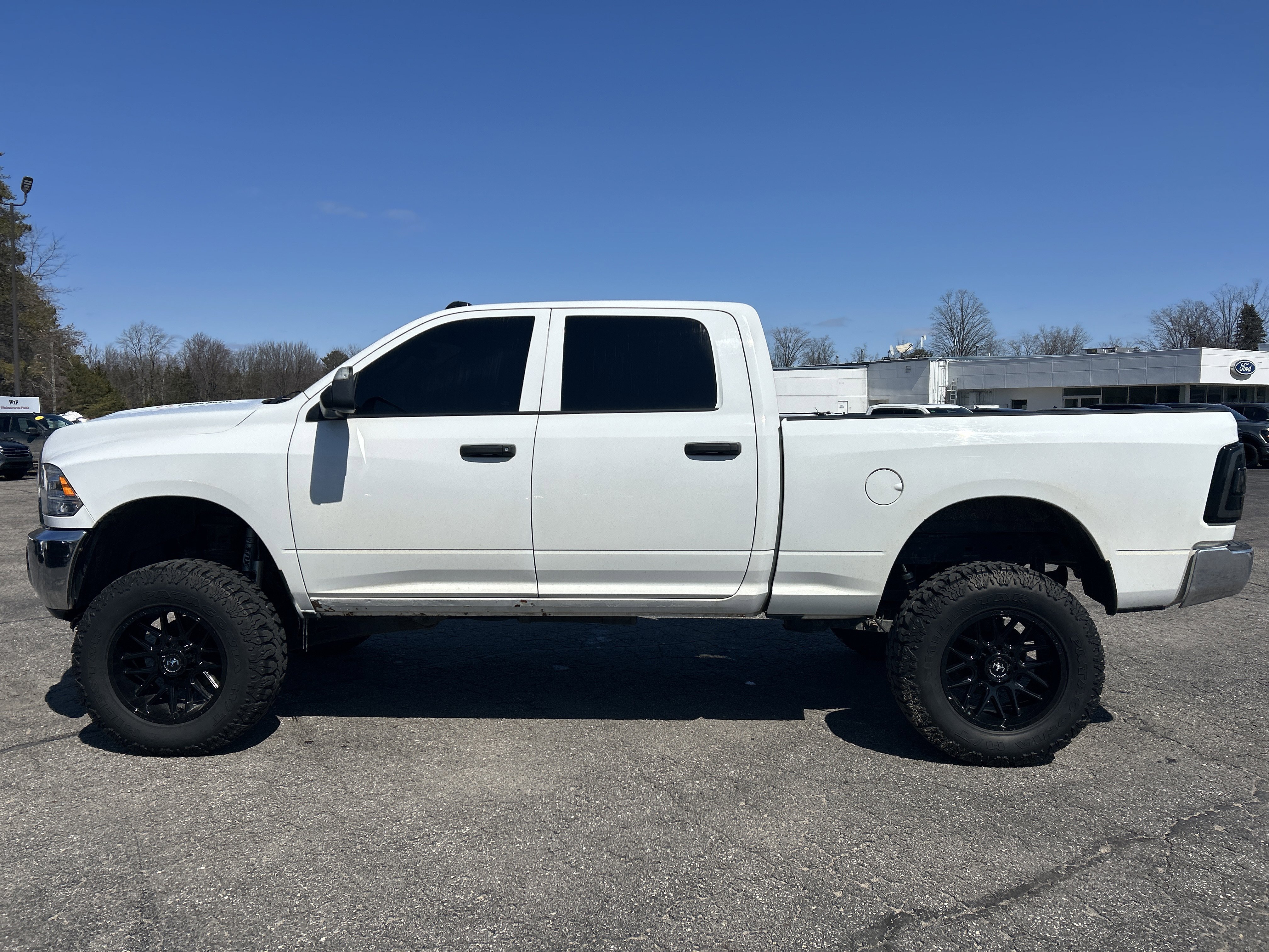 Used 2016 RAM 2500 Tradesman w/ Chrome Appearance Group image 7