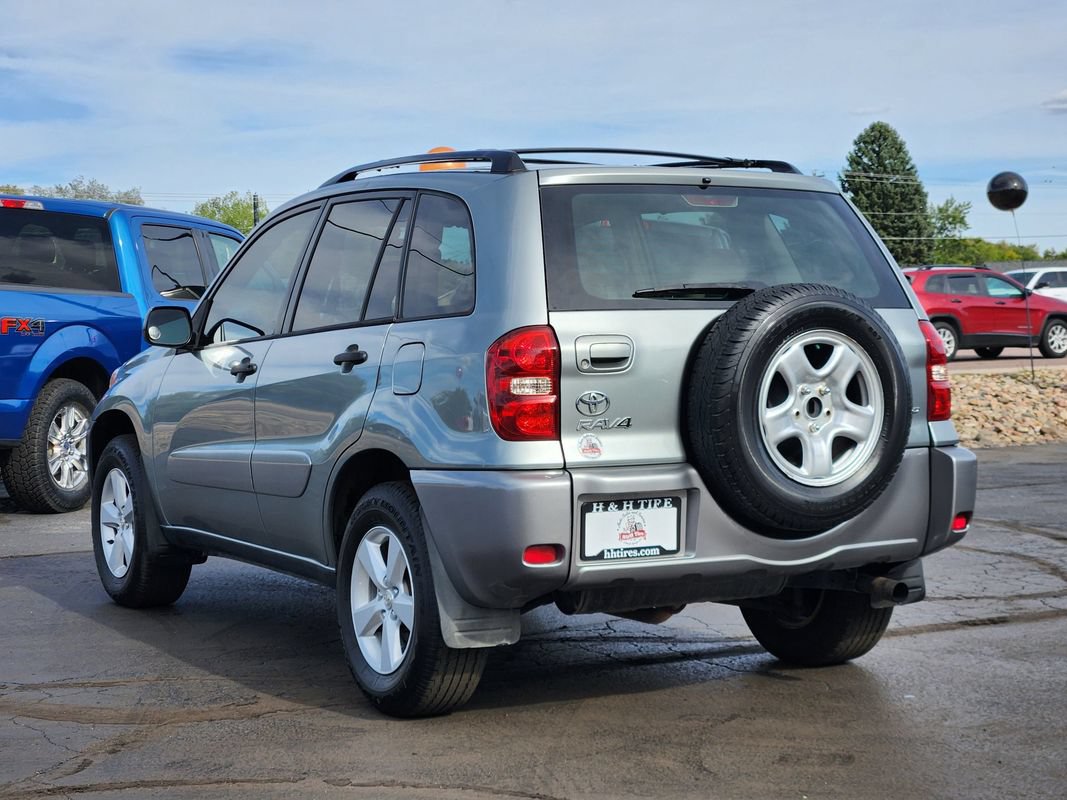 Used 2005 Toyota RAV4 4WD w/ Side Airbag Pkg image 9