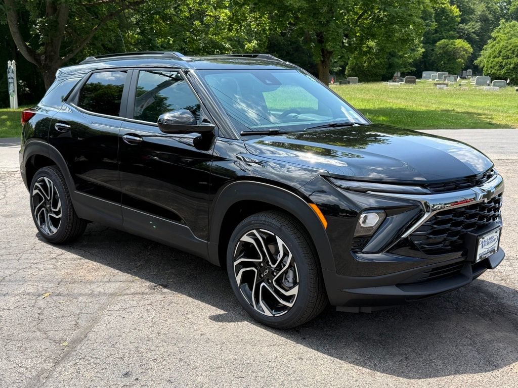 New 2026 Chevrolet TrailBlazer RS w/ Convenience Package AWD/4WD image 3