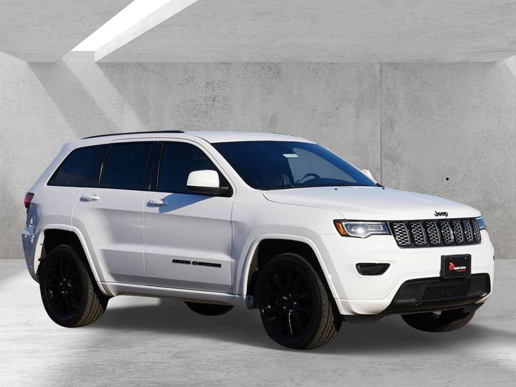 Used 2021 Jeep Grand Cherokee Laredo X AWD/4WD image 1